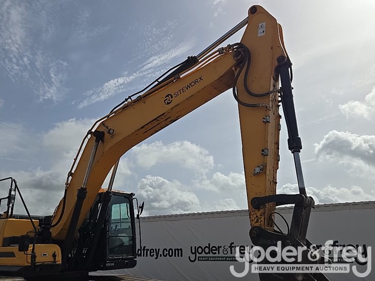 hyundai-hx260l-image-29