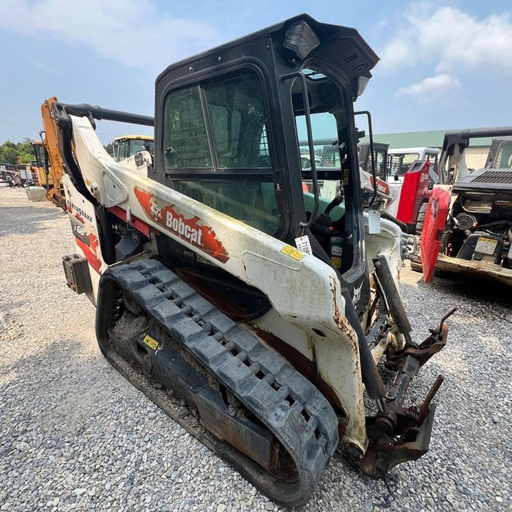 2023 BOBCAT T66