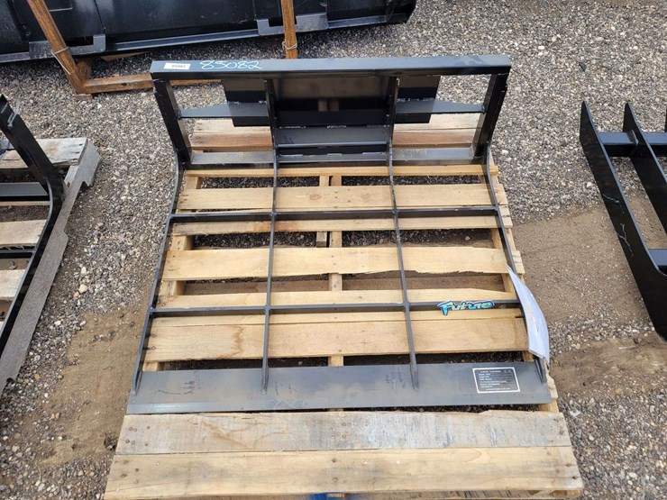 future-ft-pdq-mini-skid-steer-land-leveler-image-1