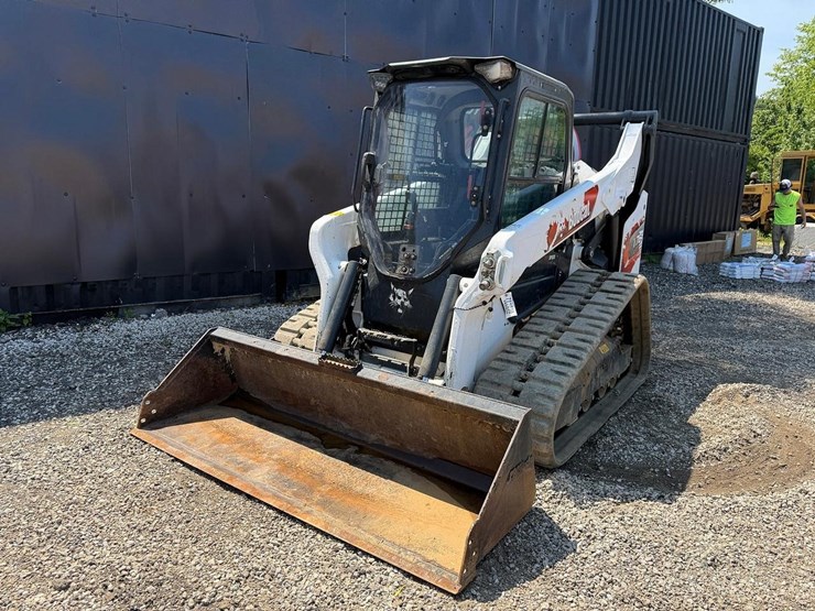 2022-bobcat-t76-image-8
