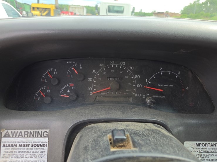 2001-ford-f550-image-58