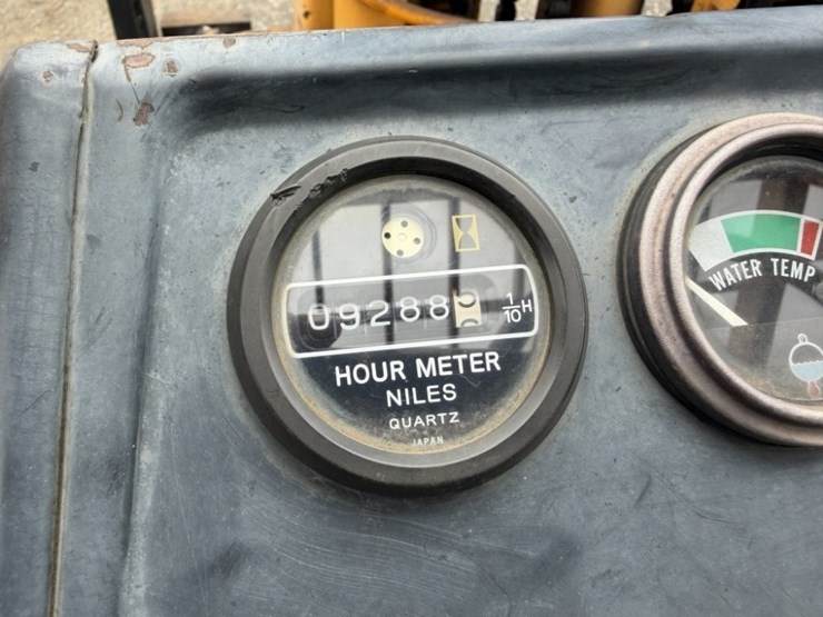 1989-komatsu-fg30t-8-forklift-image-15