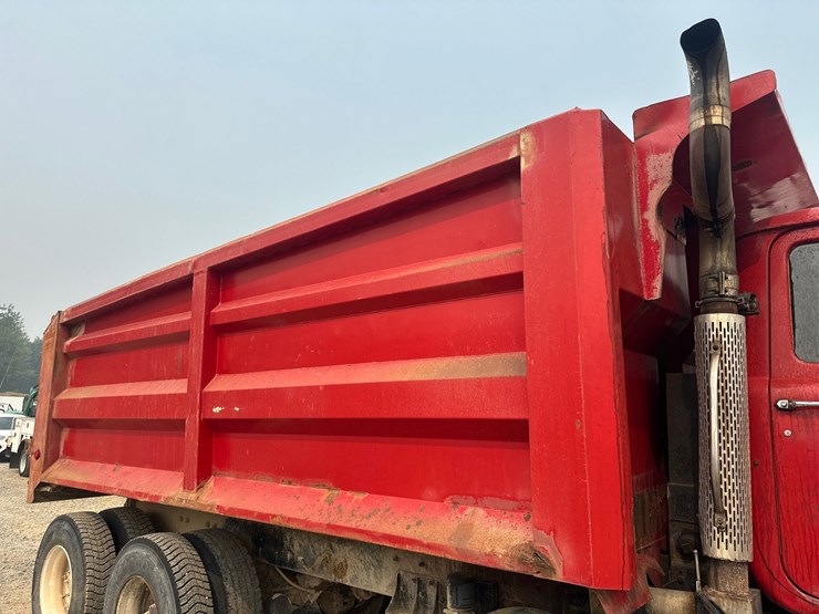 1997-mack-dm688s-image-16