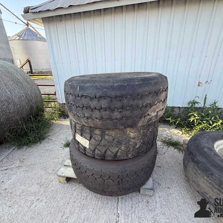 Spare Brent Wagon Tires