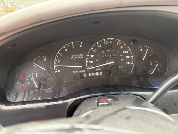 1996-ford-explorer-image-27