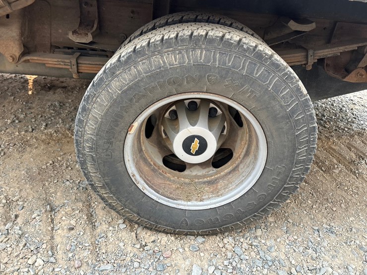 2019-chevrolet-silverado-3500hd-image-60