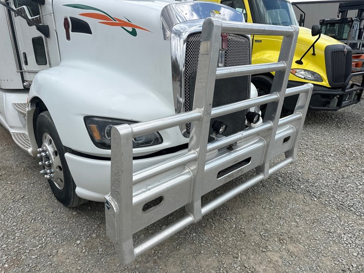2014-kenworth-t660-image-28