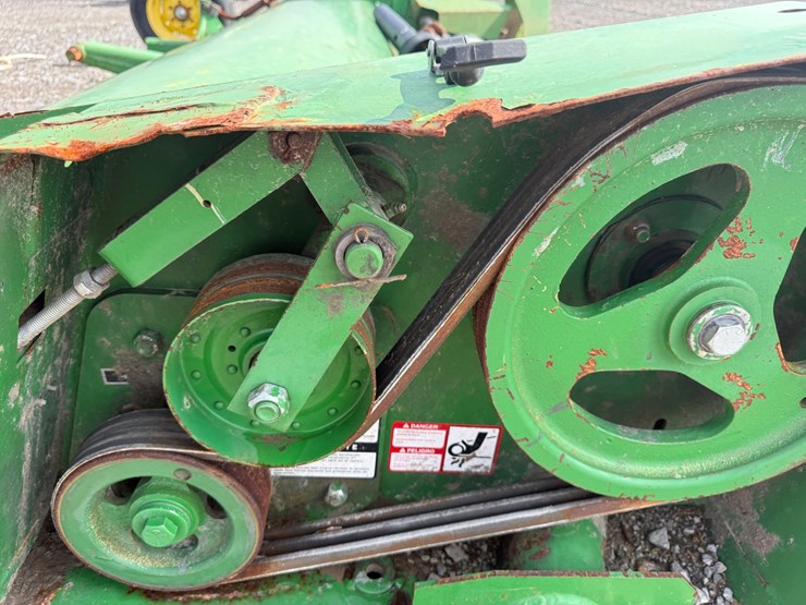 john-deere-520-image-10
