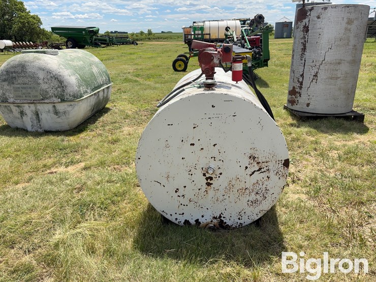 500-gal-steel-fuel-tank-w/110-volt-pump-image-2