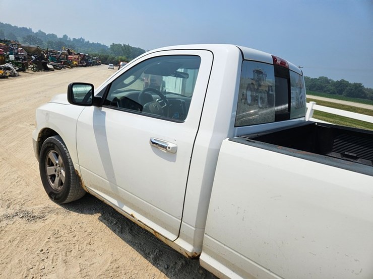 2009-dodge-1500-image-18