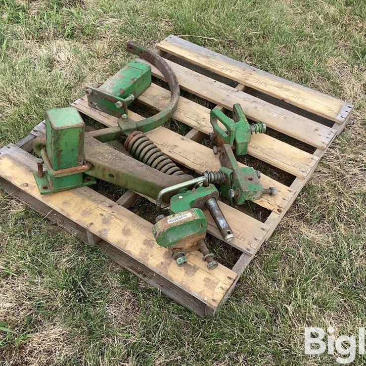 John Deere Various Tractor/Tillage Parts Pallet