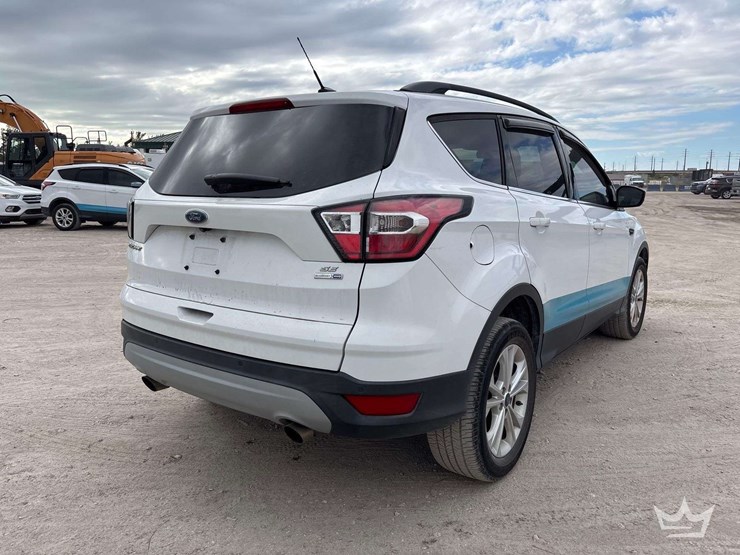 2017-ford-escape-image-3