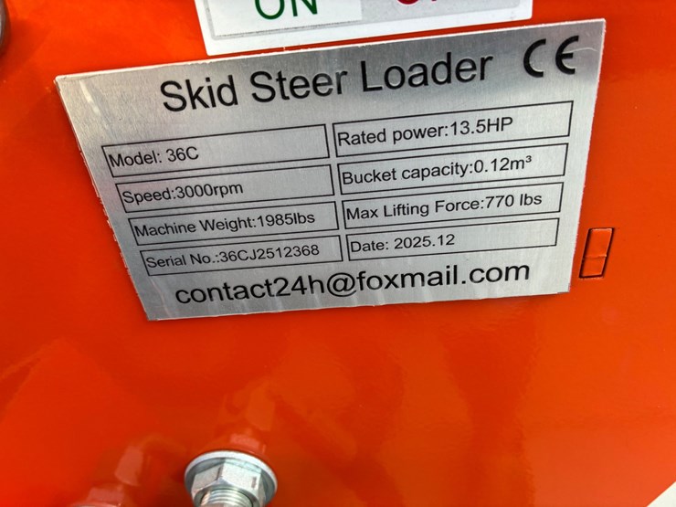 #9950-•-skid-steer-loader-image-8