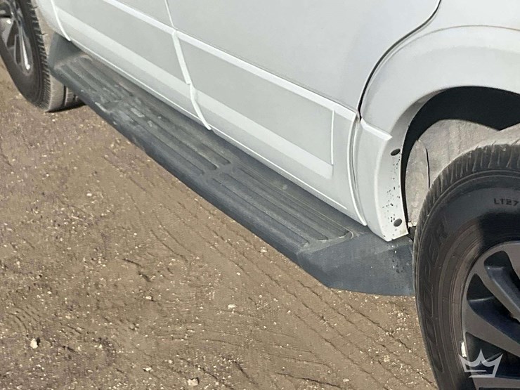 2016-ford-expedition-image-34