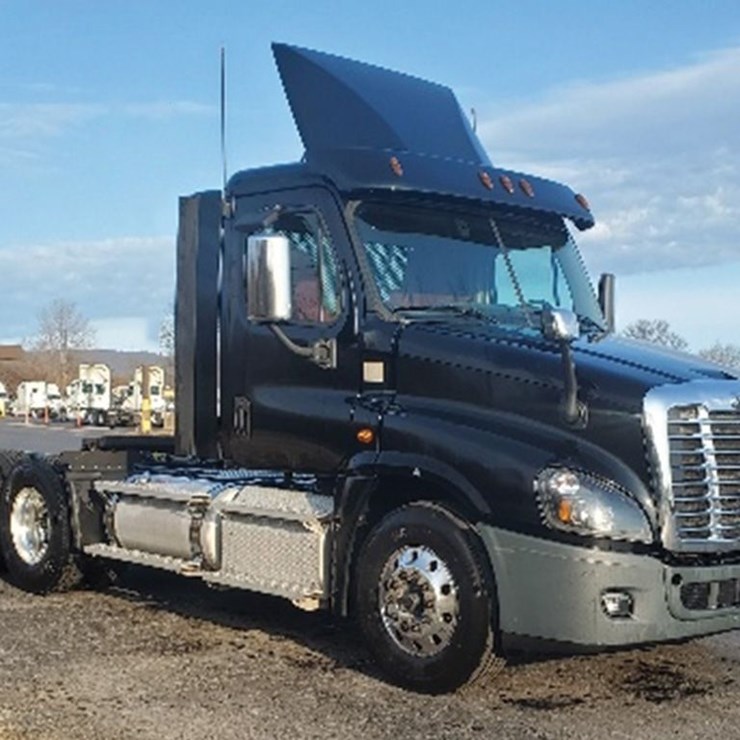 2020 FREIGHTLINER CASCADIA 125