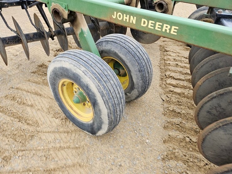 john-deere-215-image-26
