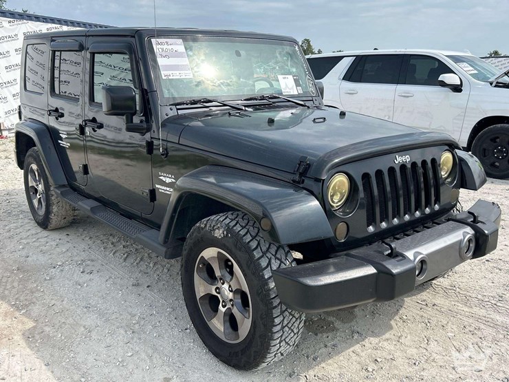 2008-jeep-wrangler-unlimited-sahara-image-2