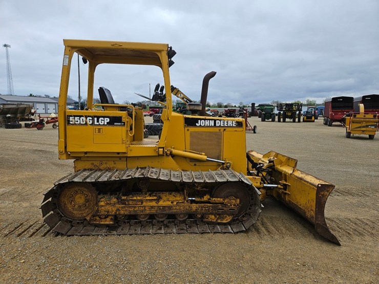 deere-550g-lgp-image-6