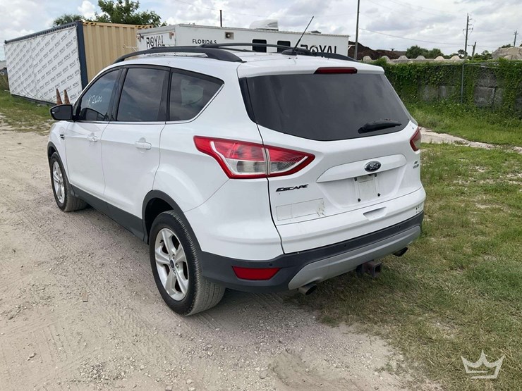 2016-ford-escape-image-2