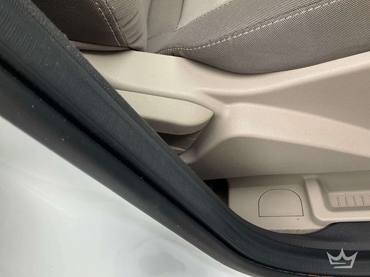 2016-ford-escape-image-29
