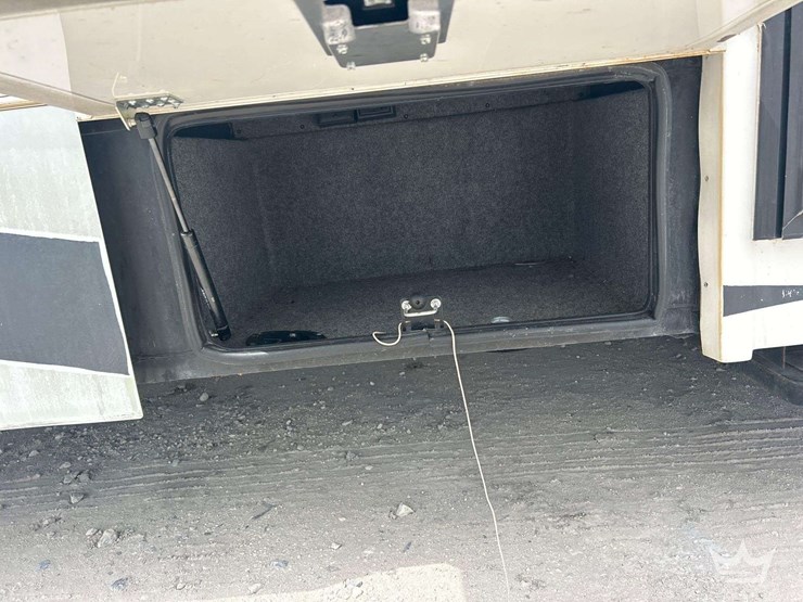 2009-gulf-stream-independence-class-amotorhome-image-29
