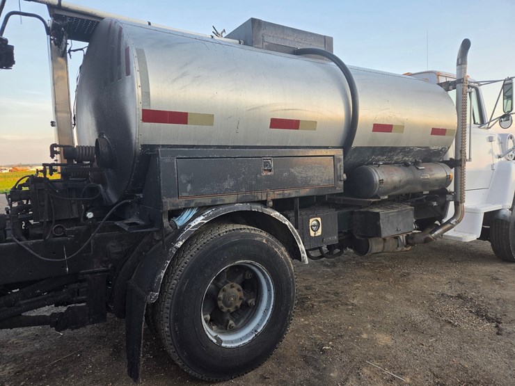 1991-ford-l8000-image-15