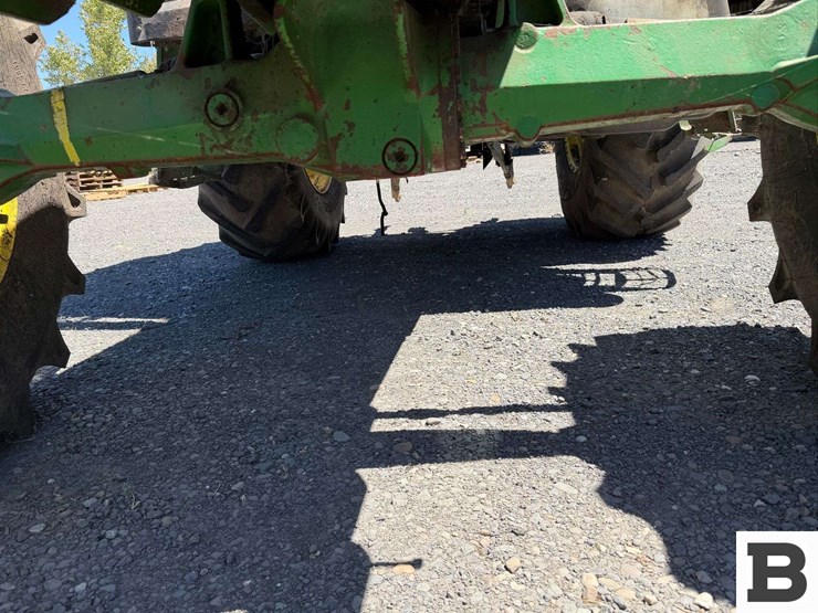john-deere-6210-image-10