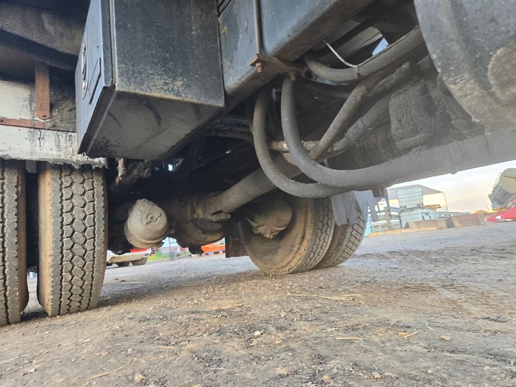 1991-ford-l8000-image-47