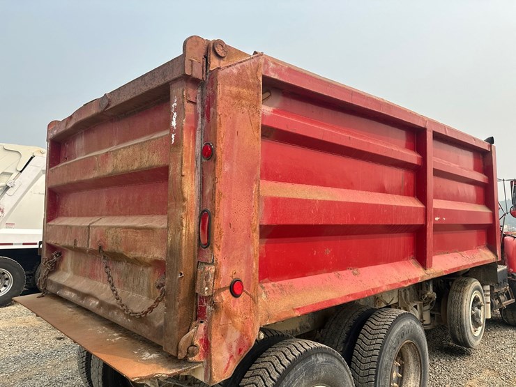 1997-mack-dm688s-image-17