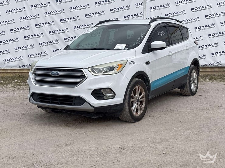 2017-ford-escape-image-1