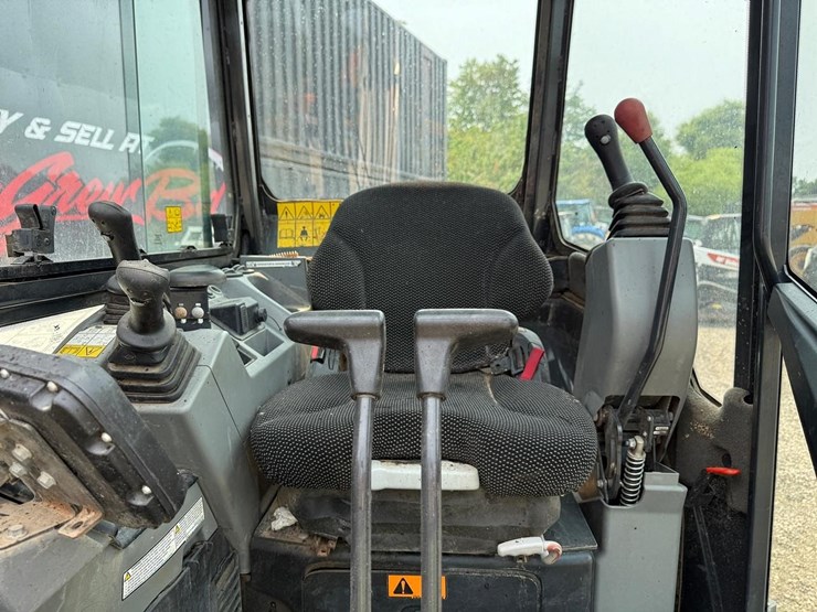 2022-bobcat-e50-image-18
