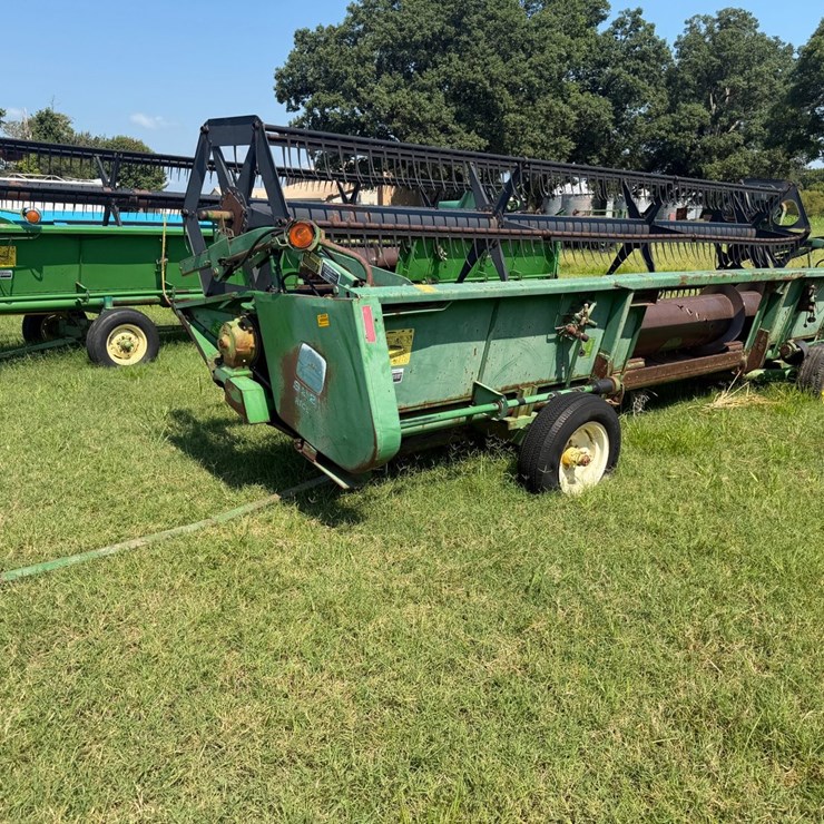 JOHN DEERE 922