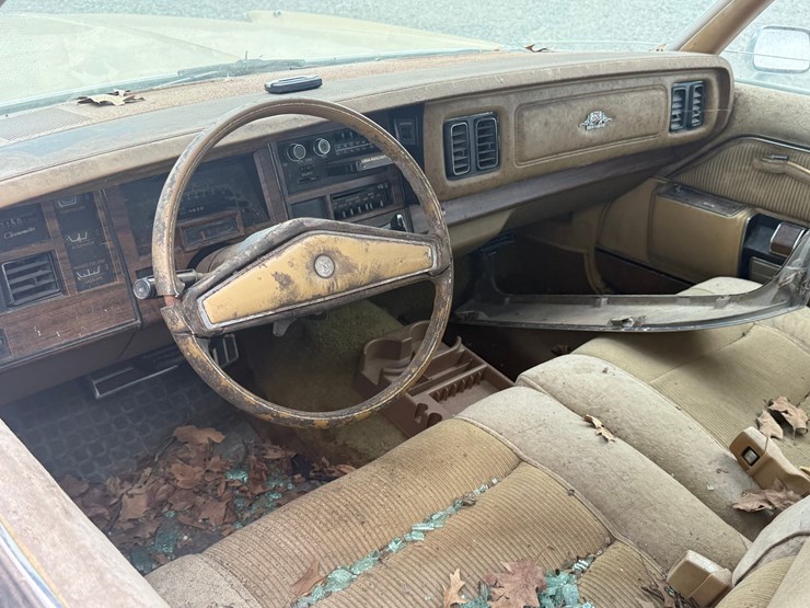 #5391-•-*inop-1977-chysler-new-yorker-sedan-cs23t7c122387-inv#5391-image-26