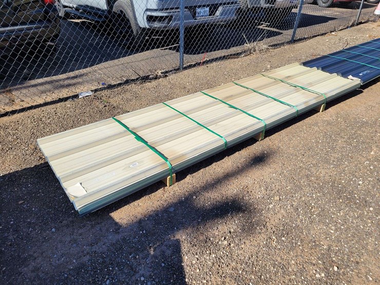 22-gauge-mixed-coating-r-panels-12-ft-long-36-in-coverage-image-2