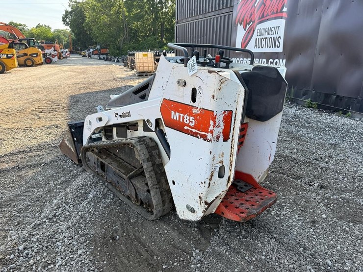 2018-bobcat-mt85-image-2