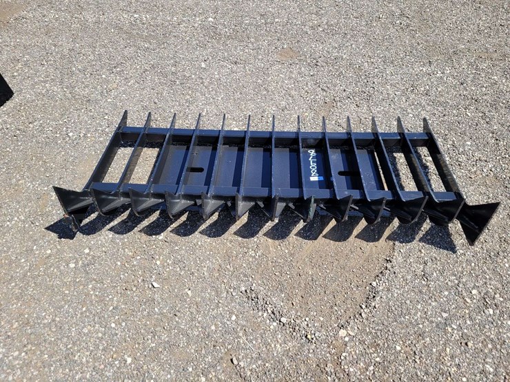 70-in.-root-rake-image-3