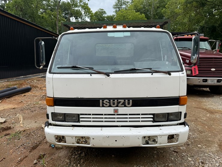 1993-isuzu-npr-image-8