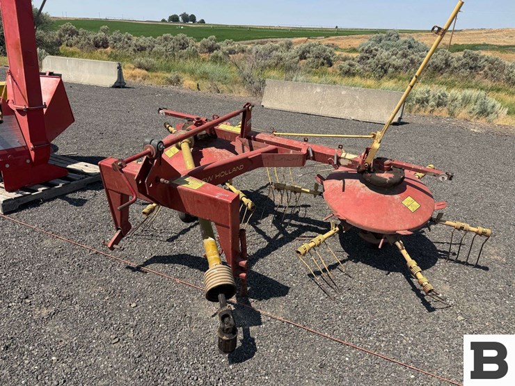 ford-254-rake-tedder-image-1