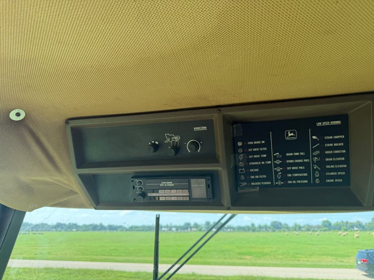 1990-john-deere-9600-image-113