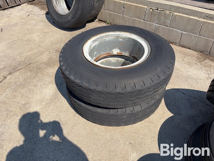 10.00-20-truck-tires-image-1