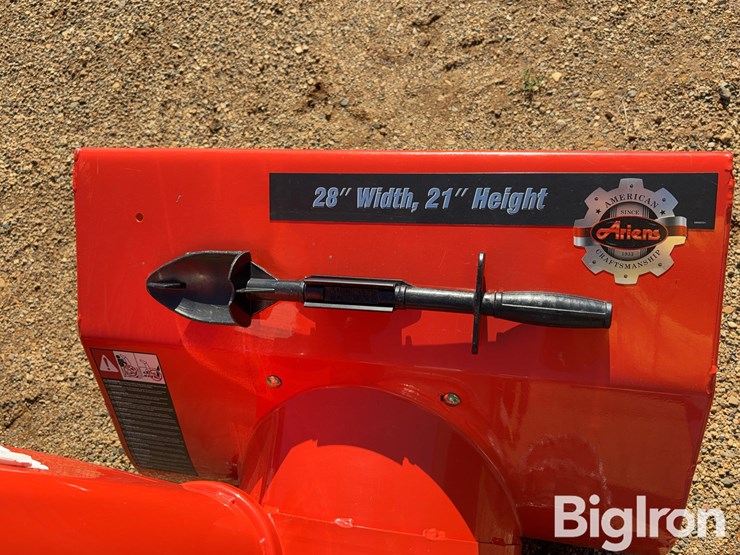 ariens-deluxe-28-snow-blower-image-10
