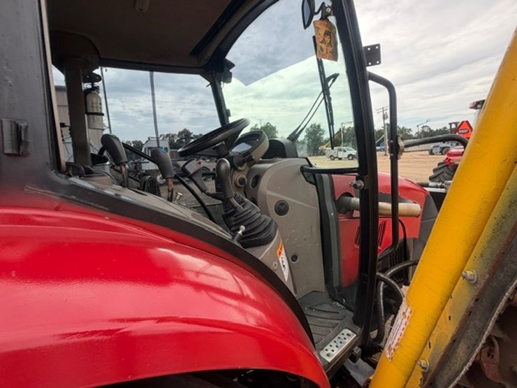 #39100-•-case-75c-tractor-image-35
