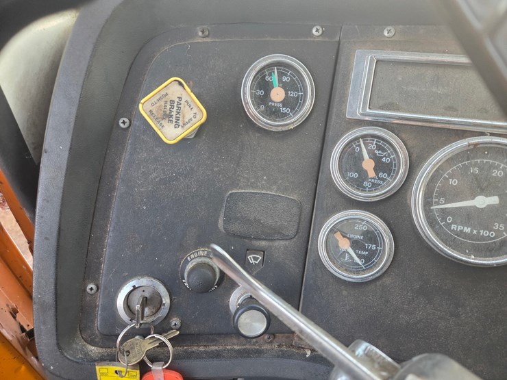 1991-ford-l8000-image-62
