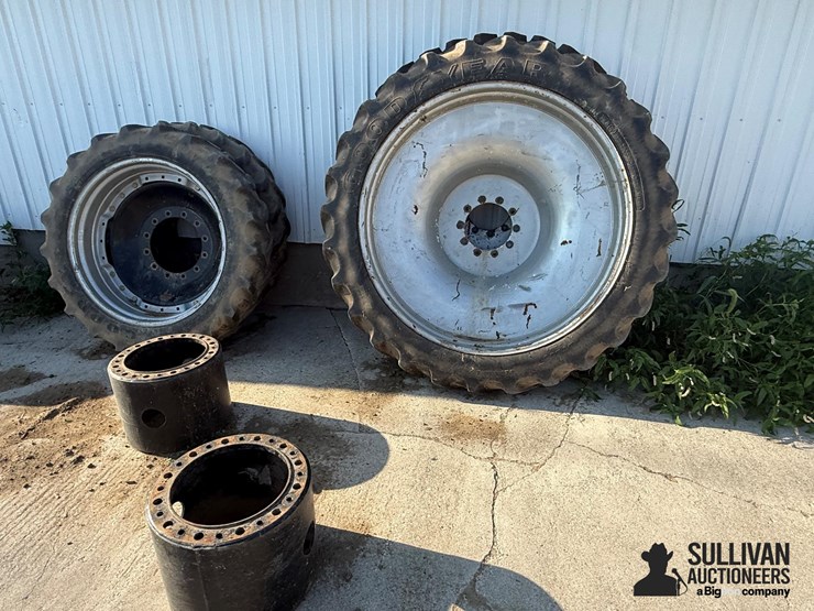 case-ih-magnum-245-image-2