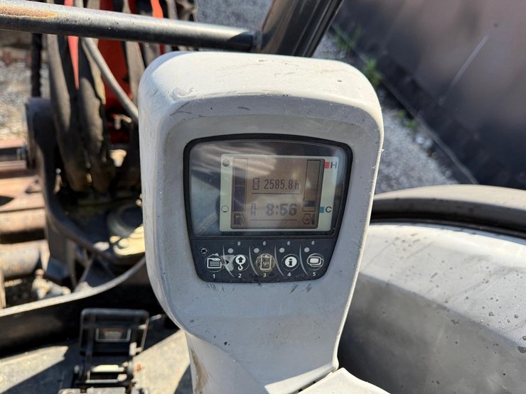 2017-kubota-kx040-4-image-20