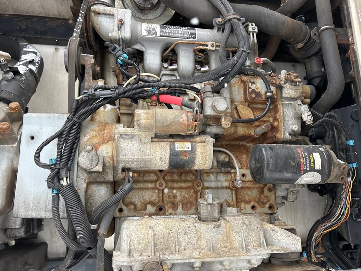 2011-carrier-2100a-image-18