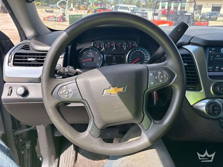 2020-chevrolet-tahoe-image-13