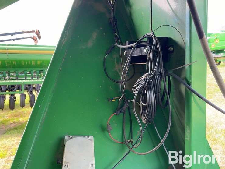 j&m-1151-grain-cart-image-17