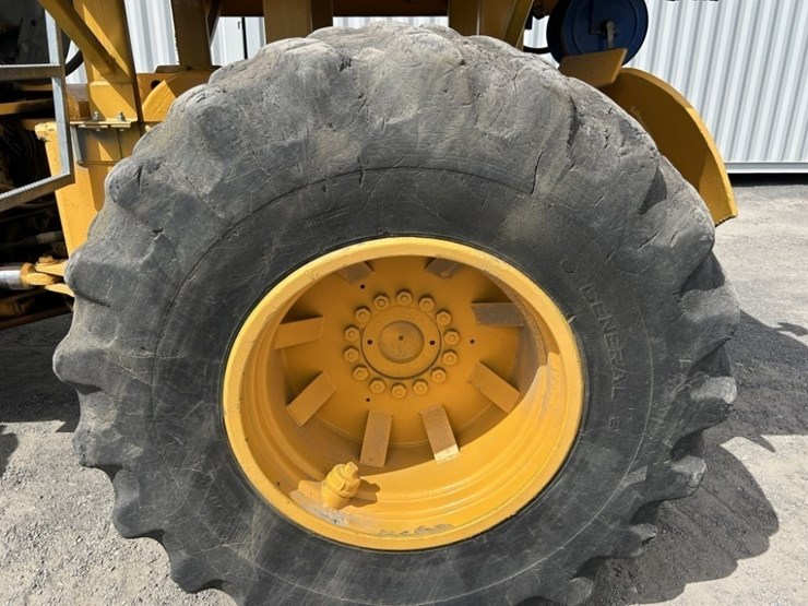 john-deere-740-image-11