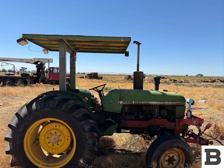 john-deere-2240-image-6